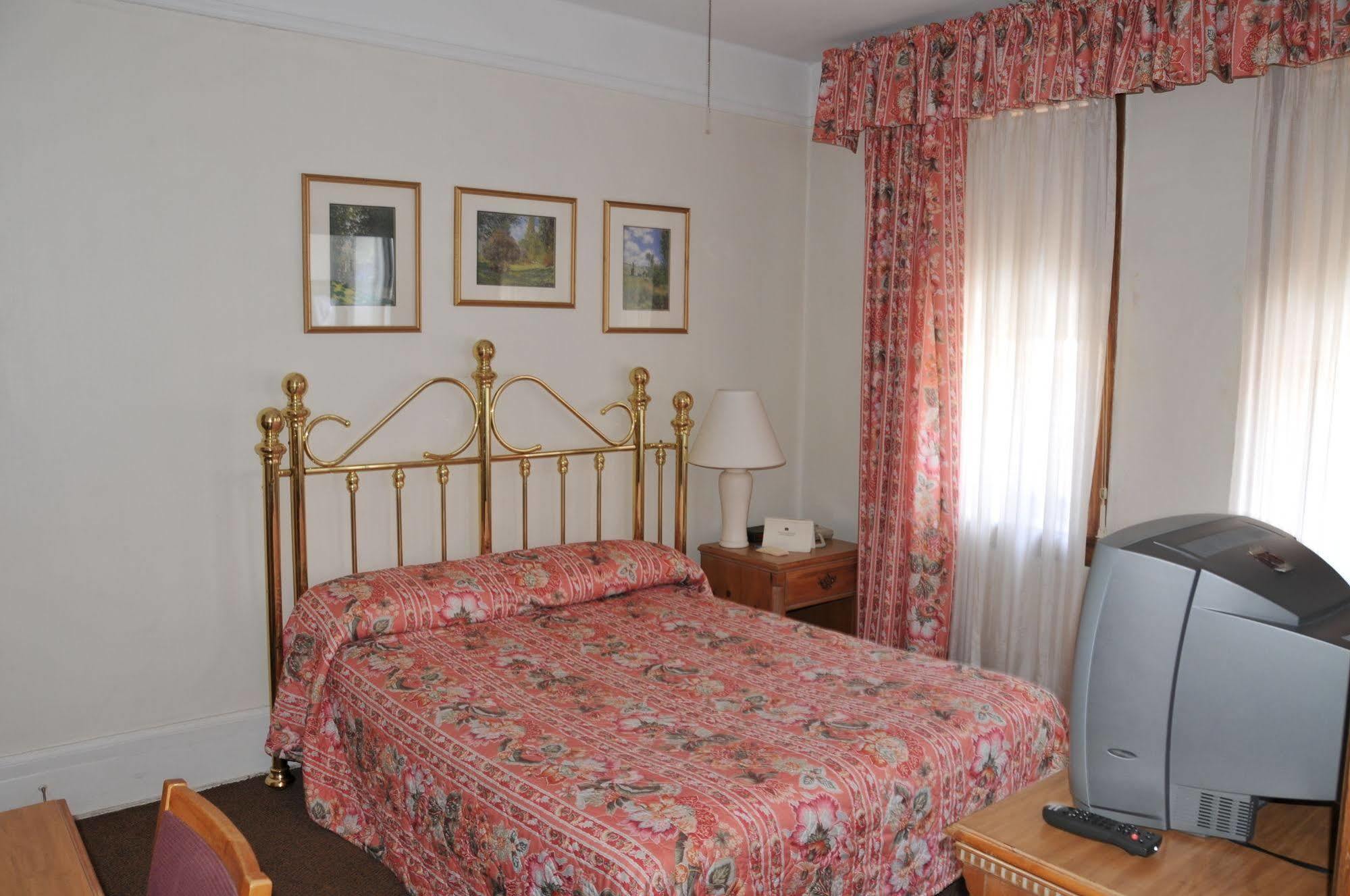 שיקגו Inn At Lincoln Park מראה חיצוני תמונה